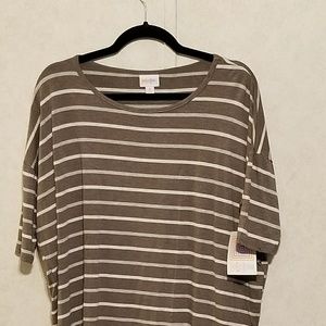 NWT Medium LulaRoe Irma Shirt-Stripes